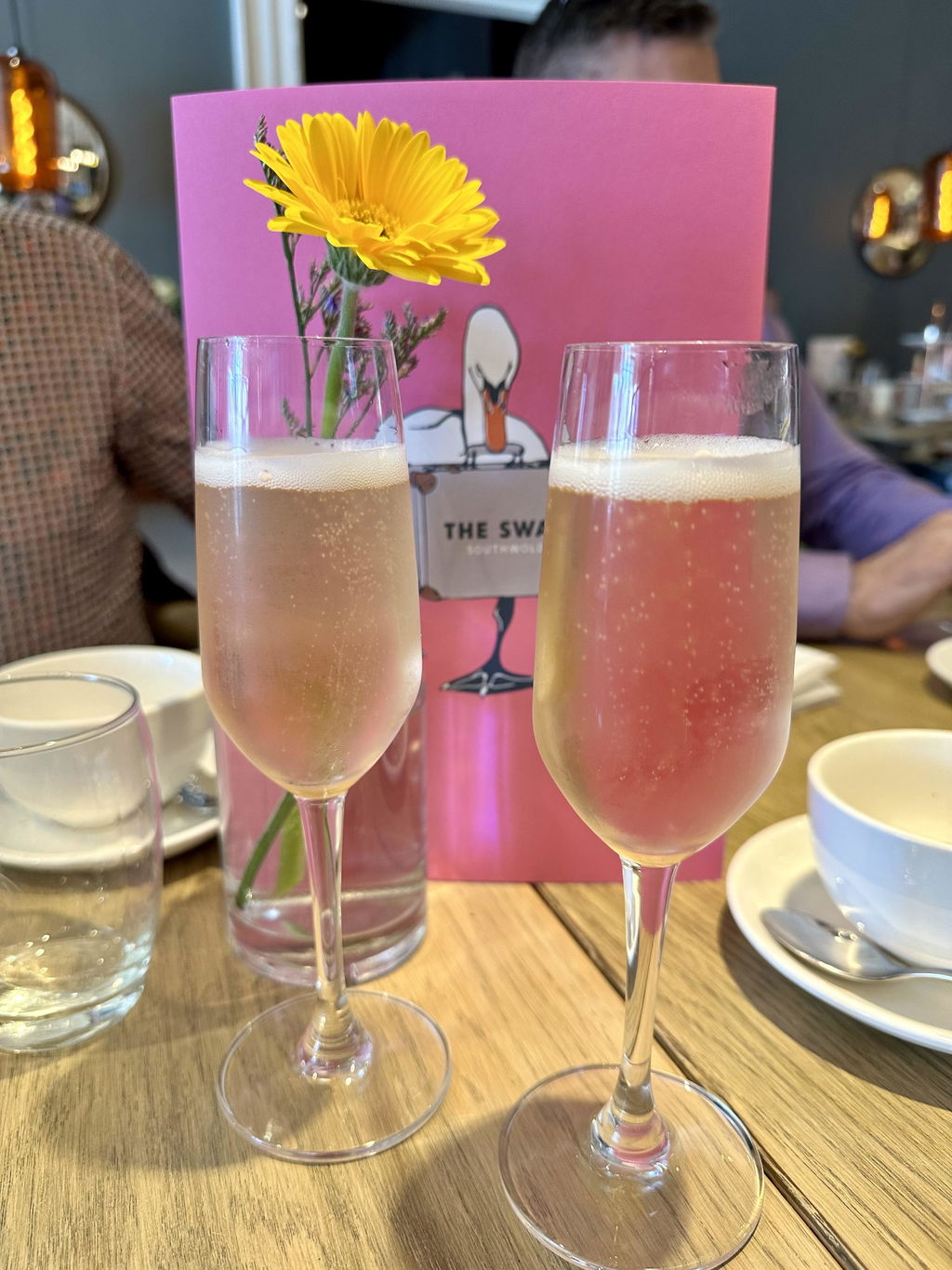 Adnams Champagne Brut spumante 75 cl agrumato