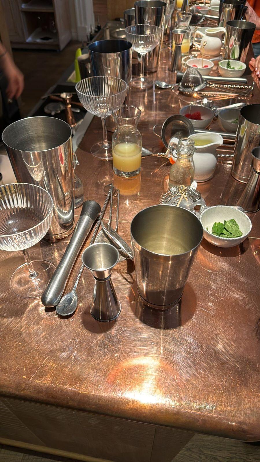 Adnams Cocktail Discovery masterclass cocktail adulto