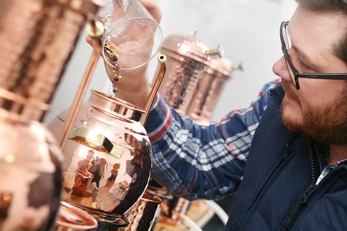 Adnams Make Your Own Gin buono regalo gin esperienza