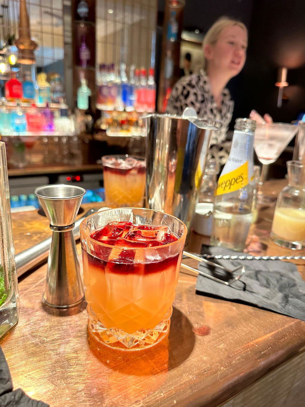 Adnams Cocktail Discovery masterclass cocktail adulto